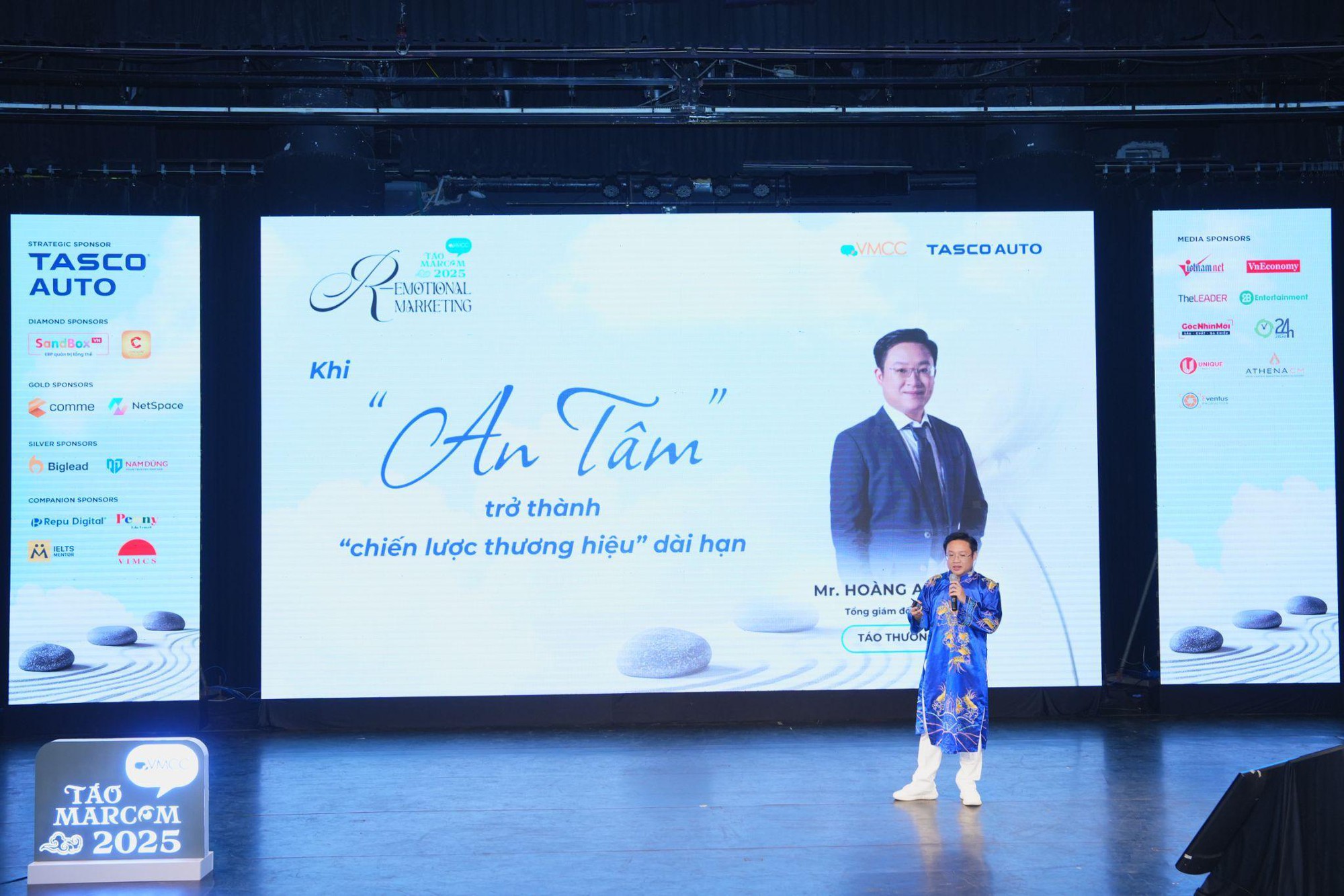 Du h&agrave;nh v&agrave;o thế giới Marcom 2026: Tạm biệt "t&iacute;nh từ" s&aacute;o rỗng, ch&agrave;o đ&oacute;n "động từ" thực thi- Ảnh 7.