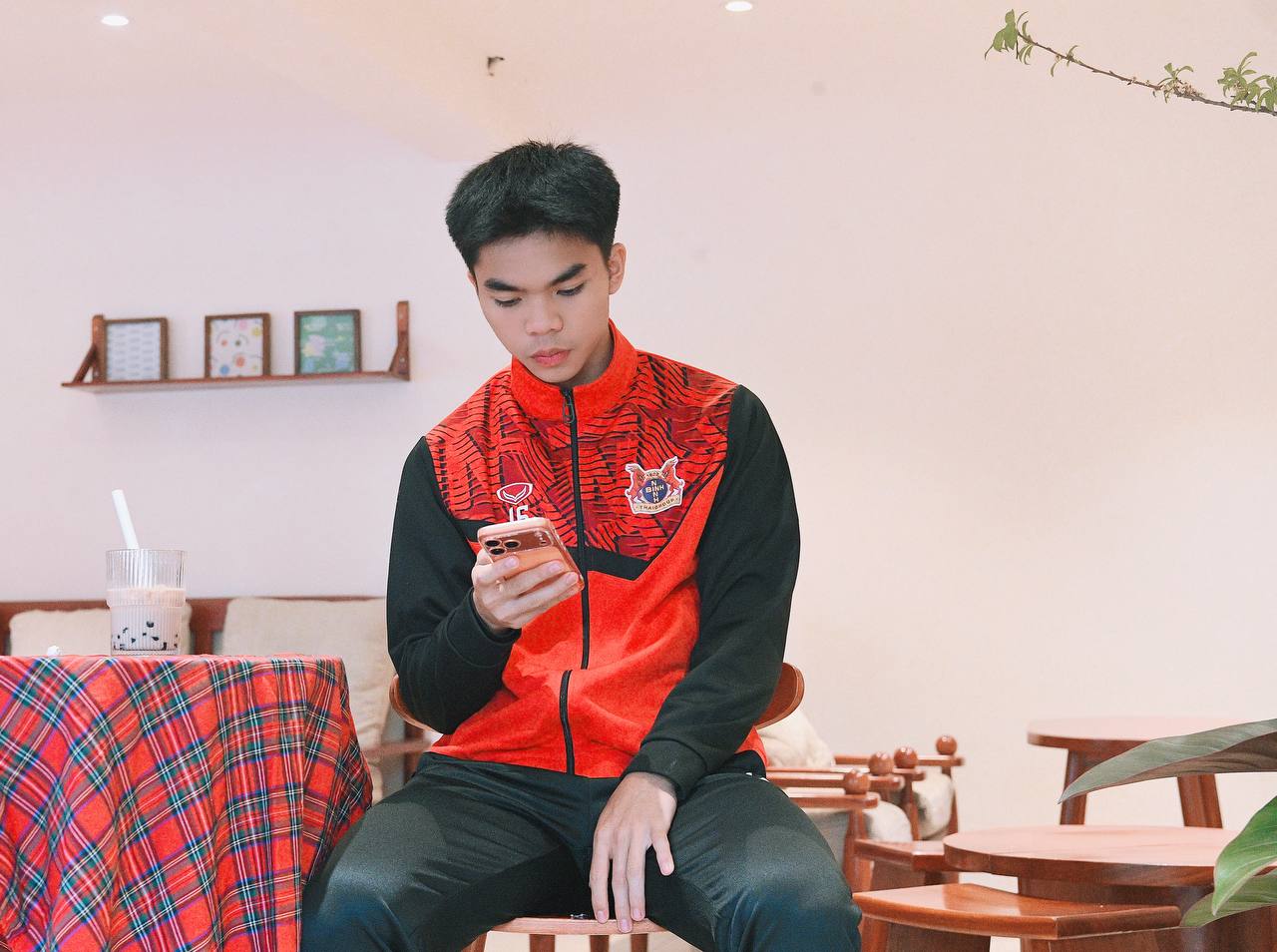 Phỏng vấn L&ecirc; Ph&aacute;t U23 Việt Nam: 