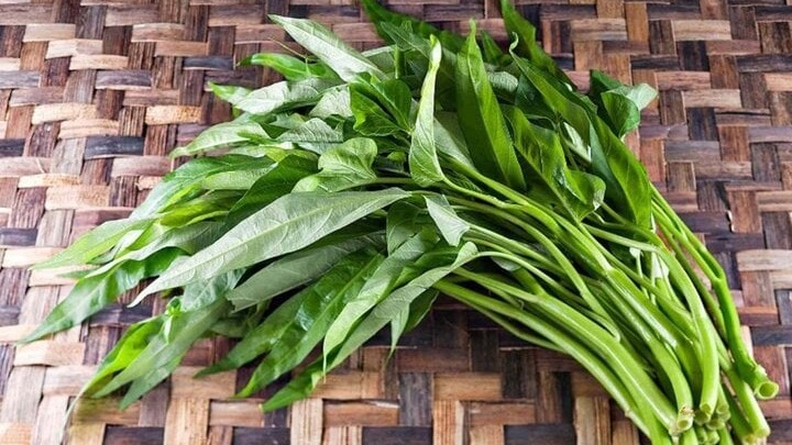 Đi chợ Tết mua rau, thận trọng với 3 loại n&agrave;y, người b&aacute;n chưa chắc đ&atilde; d&aacute;m ăn- Ảnh 2.