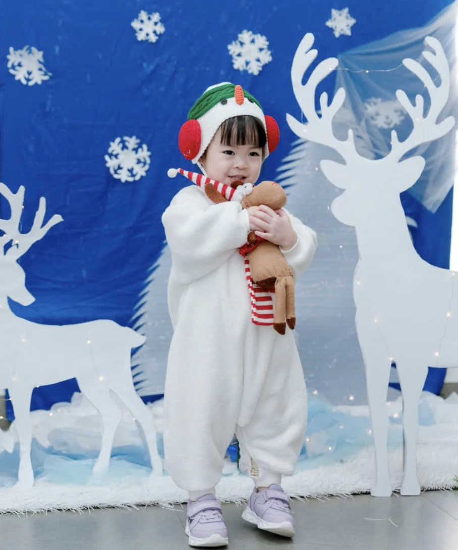 &Aacute;i nữ nh&agrave; Đỗ Mỹ Linh v&agrave; Chủ tịch CLB H&agrave; Nội diện &aacute;o d&agrave;i đ&oacute;n Tết, visual &ldquo;cưng xỉu&rdquo;- Ảnh 5.