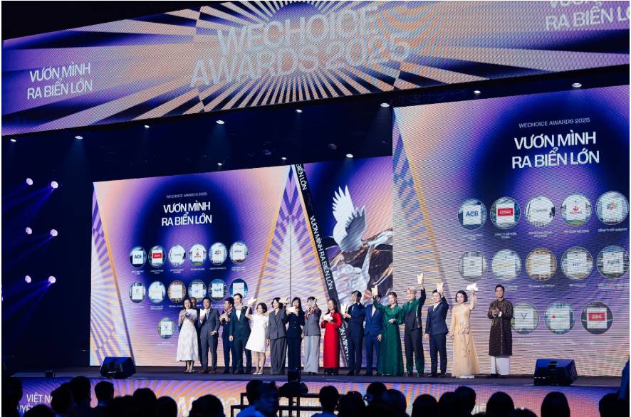 WeChoice Awards 2025 v&agrave; khoảnh khắc t&ocirc;n vinh những doanh nghiệp Việt chinh phục &ldquo;biển lớn&rdquo;- Ảnh 6.