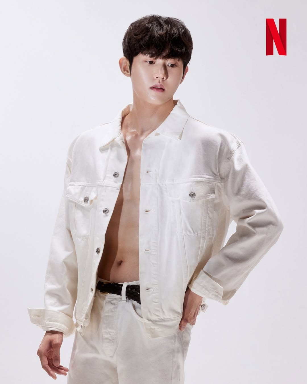 Qu&aacute; khứ kh&ocirc;ng ngờ của nam thần Địa Ngục Độc Th&acirc;n!- Ảnh 3.