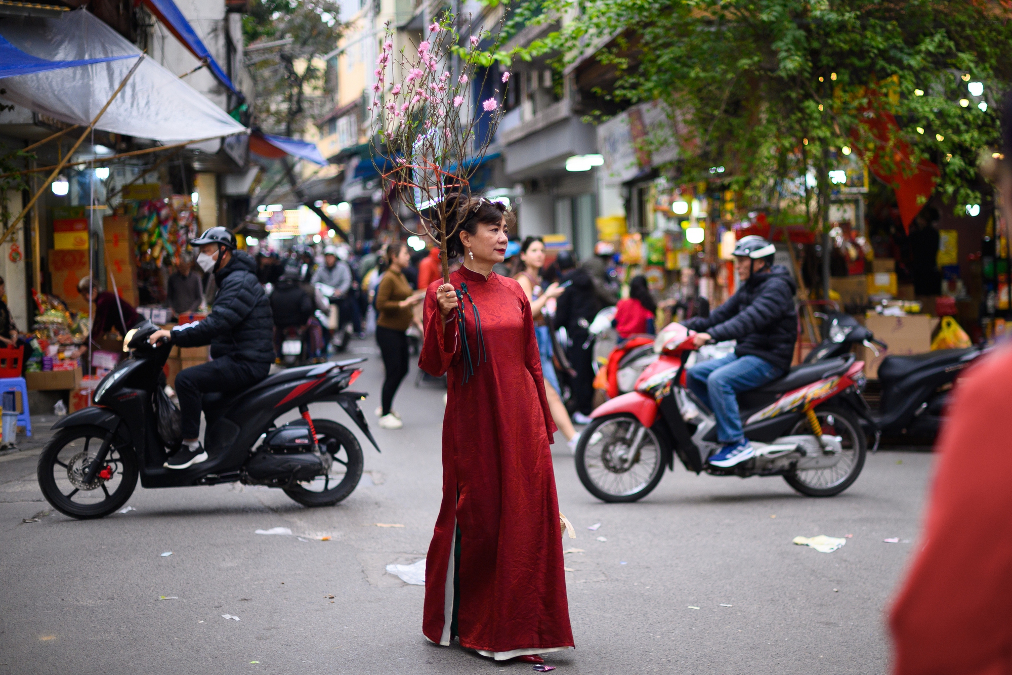 26 Tết rồi, ra m&agrave; xem H&agrave; Nội đ&atilde; cỡ n&agrave;y!- Ảnh 18.