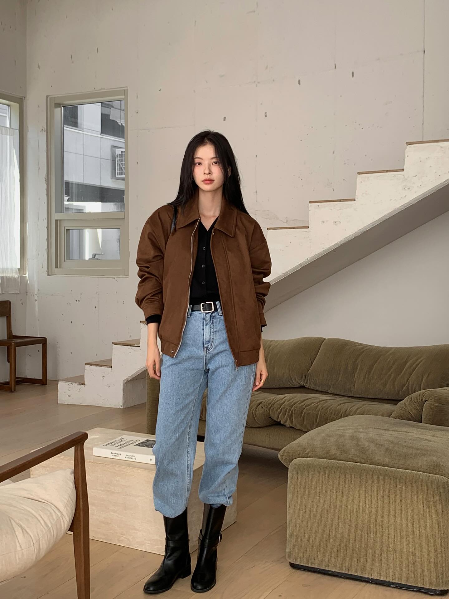 3 gam m&agrave;u trầm nhưng kh&ocirc;ng hề gi&agrave; nua, cứ mặc l&ecirc;n l&agrave; sang chảnh thời thượng- Ảnh 1.