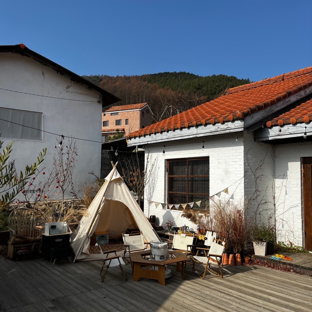 Bỏ phố về qu&ecirc; cải tạo nh&agrave; 30 năm tuổi: Mẹ hai con biến căn nh&agrave; cũ th&agrave;nh biệt thự nghỉ dưỡng, ai nh&igrave;n cũng muốn chuyển đến ở- Ảnh 8.