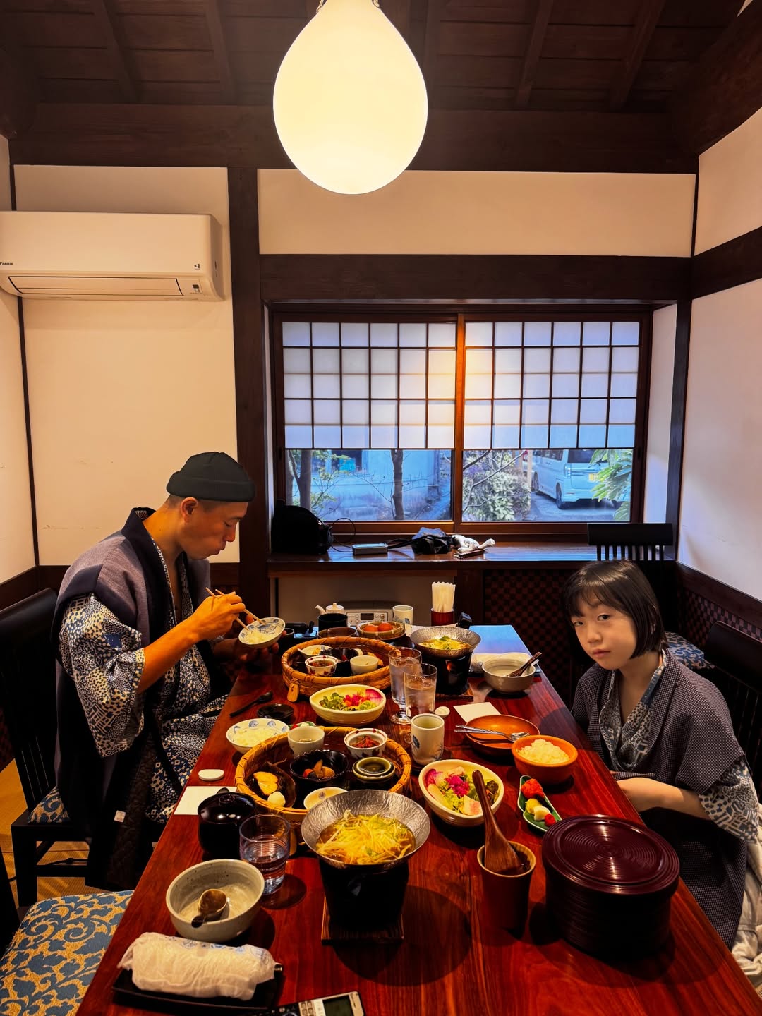 Tin nổi không: Đây mà là con trai của sao nam Running Man bị ghét nhất ư?- Ảnh 2. Tin nổi không: Đây mà là con trai của sao nam Running Man bị ghét nhất ư?- Ảnh 2.