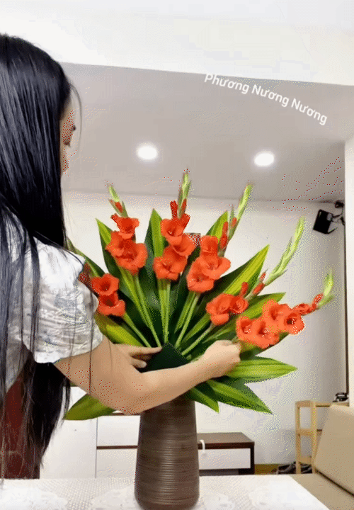 Mua hoa Tết ở Quảng B&aacute;, ch&ecirc;nh v&agrave;i trăm ngh&igrave;n l&agrave; chuyện thường: 5 mẹo kh&ocirc;ng bao giờ bị hớ từ người c&oacute; 10 năm kinh nghiệm- Ảnh 2.