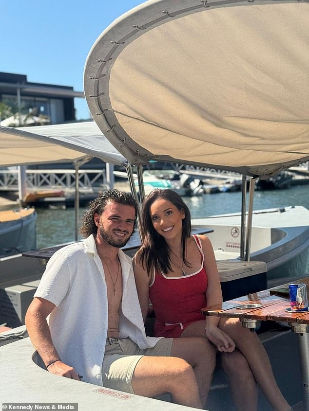 Đau bụng đi kh&aacute;m, c&ocirc; g&aacute;i sốc nặng sau khi biết kết quả si&ecirc;u &acirc;m- Ảnh 2.