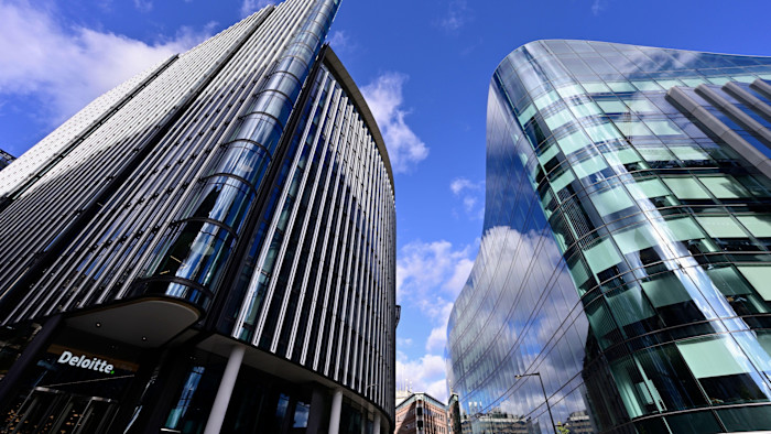 B&ecirc;n trong trụ sở ch&iacute;nh của BIG4 kiểm to&aacute;n lớn nhất thế giới: Rộng 25.000m2, nh&acirc;n vi&ecirc;n th&iacute;ch ngồi đ&acirc;u th&igrave; ngồi- Ảnh 1.