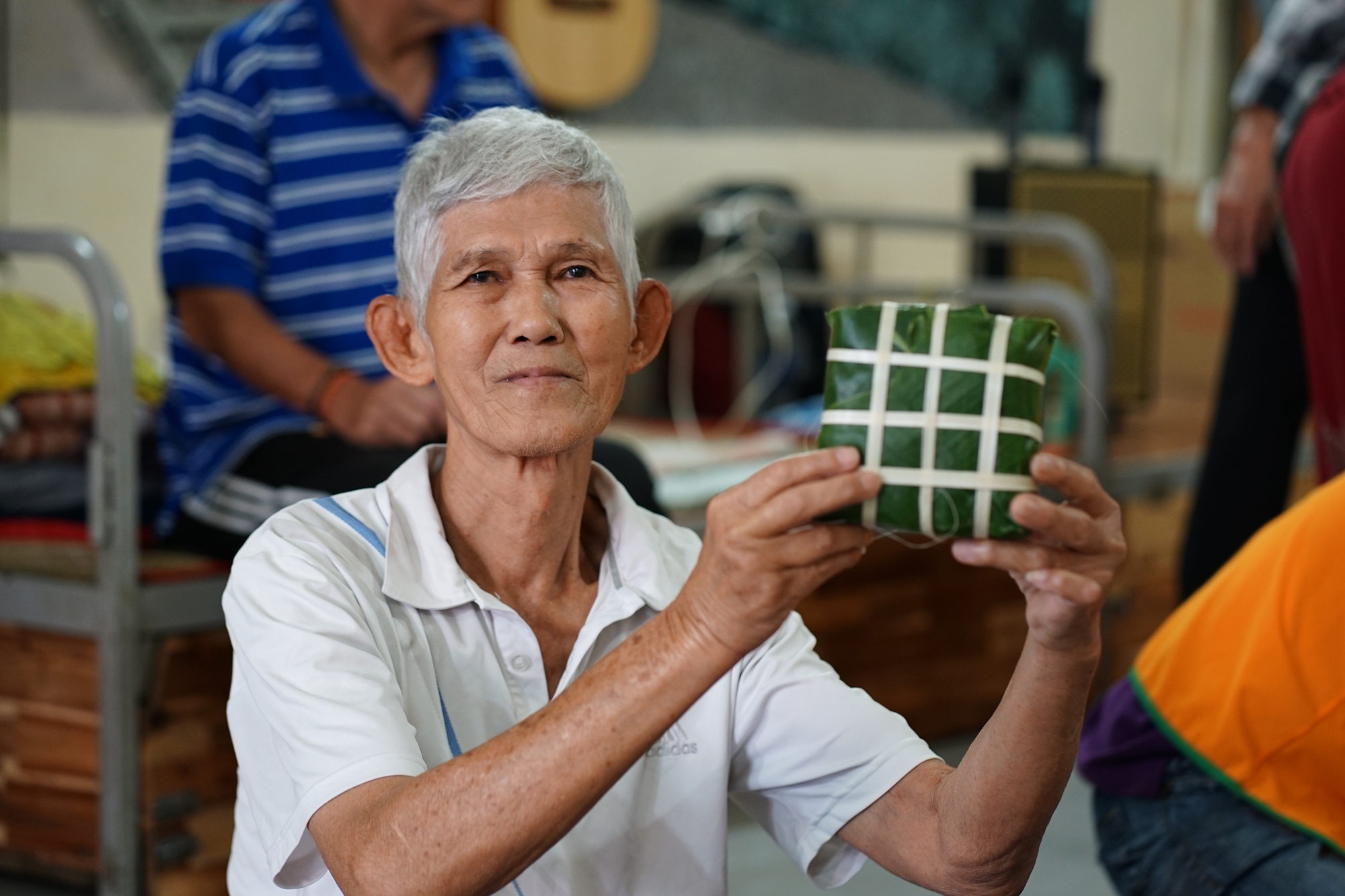 "Sống ở đ&acirc;y mới thấy c&oacute; Tết&rdquo;: C&aacute;i Tết "đủ" những cụ gi&agrave; neo đơn giữa l&ograve;ng TP.HCM- Ảnh 7.