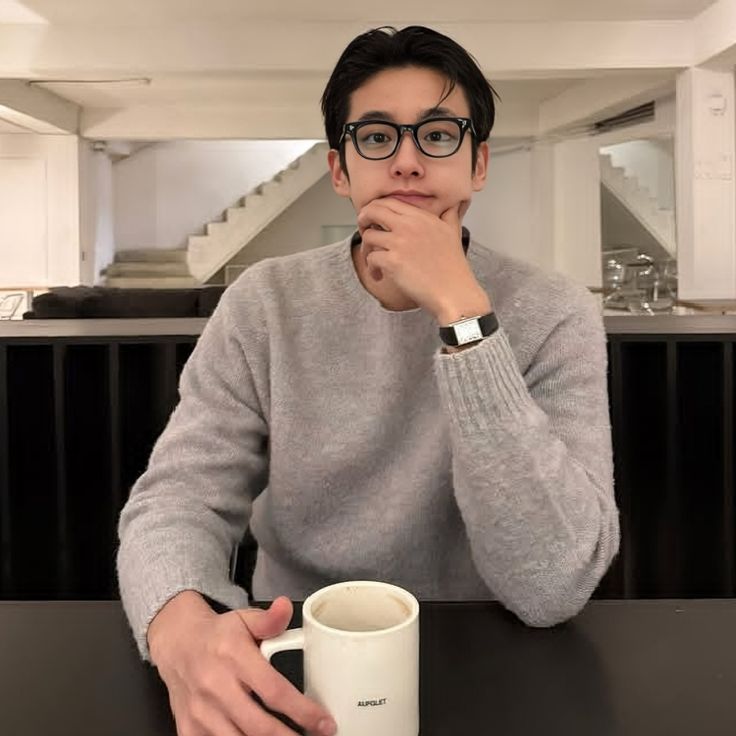 Thay vì sắm sửa ngẫu hứng, giới trẻ chọn vàng làm 