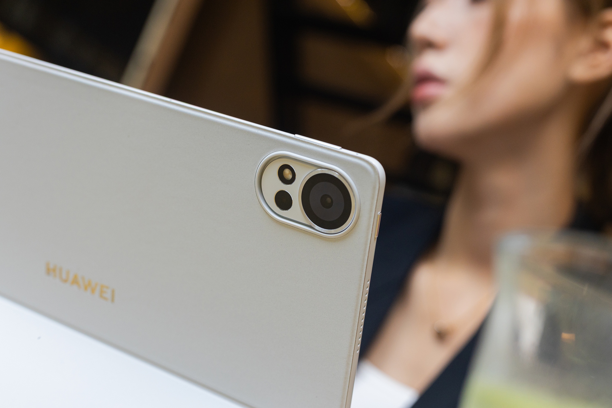 HUAWEI MatePad 12 X: Tablet định nghĩa lại kh&aacute;i niệm l&agrave;m việc v&agrave; s&aacute;ng tạo, xứng danh trợ l&yacute; năng suất h&agrave;ng đầu- Ảnh 2.