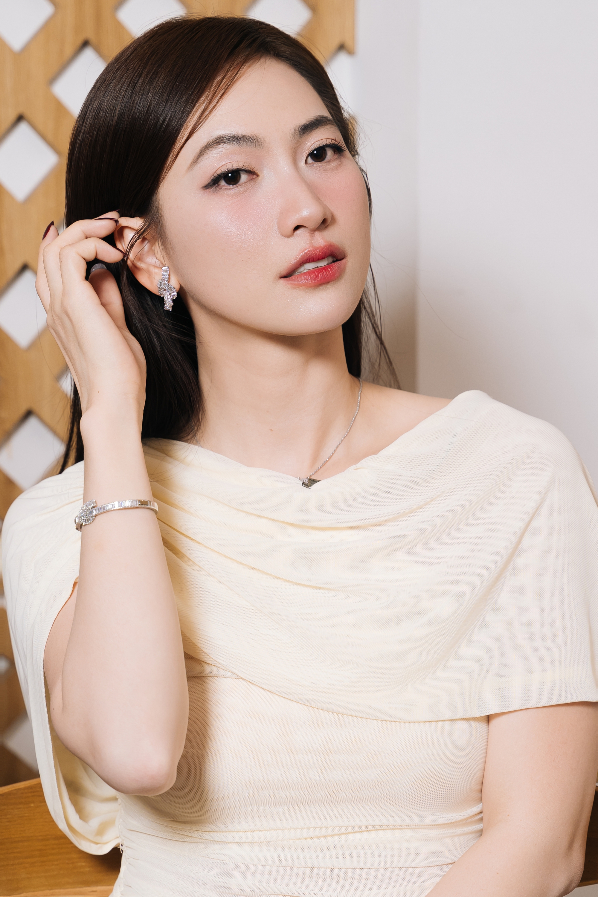 Tuấn Trần: T&ocirc;i gia trưởng thật nhưng lu&ocirc;n để &yacute; phản ứng của Phương Anh Đ&agrave;o, chỉ cần c&ocirc; ấy n&oacute;i &ldquo;Vậy hả?&rdquo; l&agrave; t&ocirc;i nổi da g&agrave;- Ảnh 14.