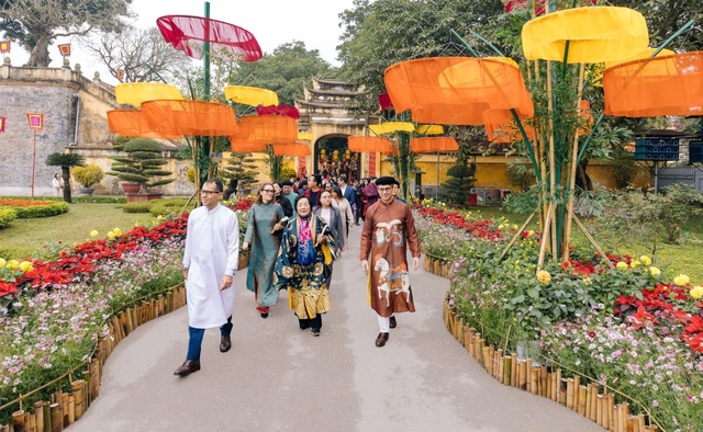 H&agrave; Nội sẽ c&oacute; th&ecirc;m đường hoa đ&uacute;ng Tết năm nay: Lần đầu diễn ra tại Di sản UNESCO- Ảnh 4.