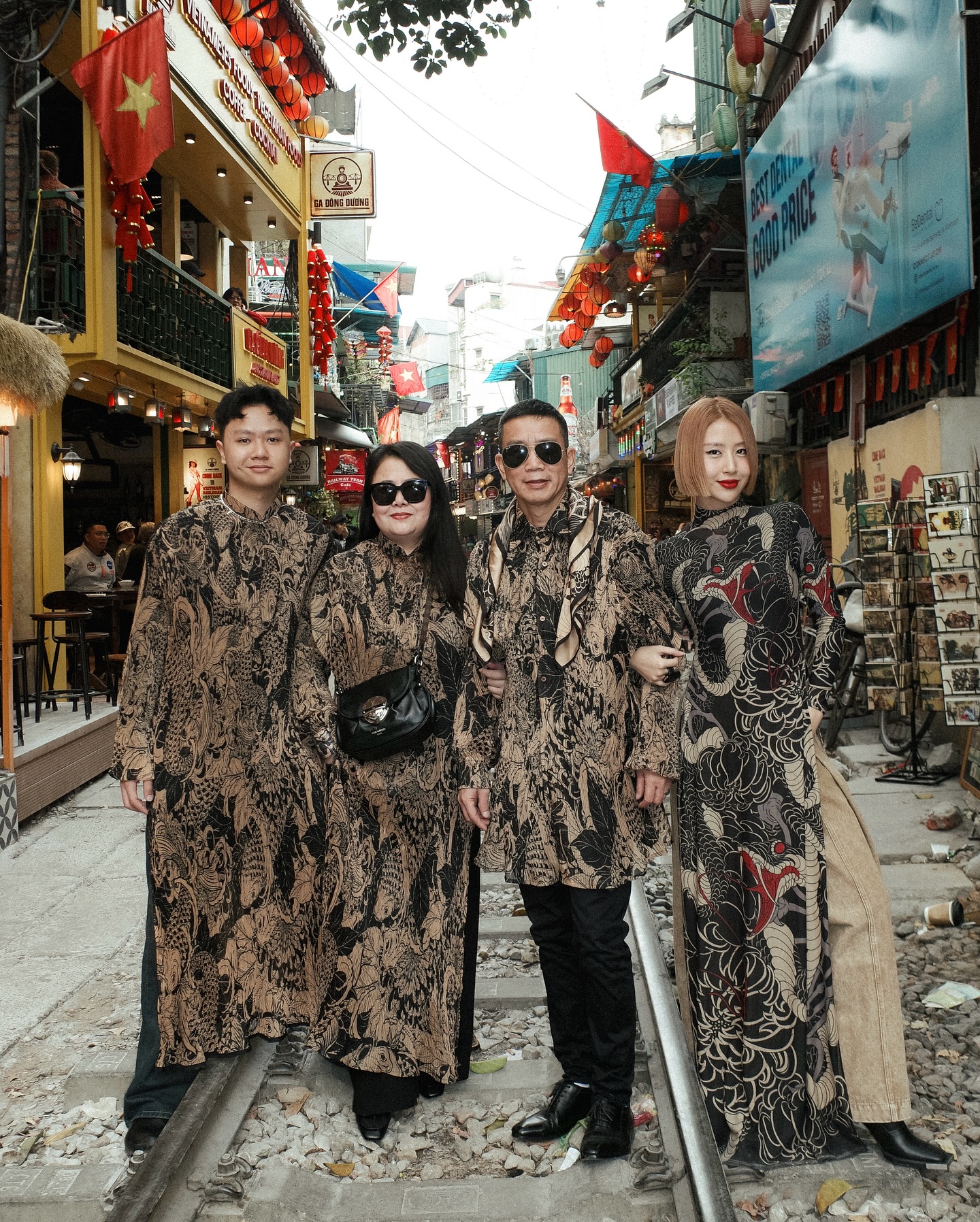 Hoảng với &aacute;o d&agrave;i 