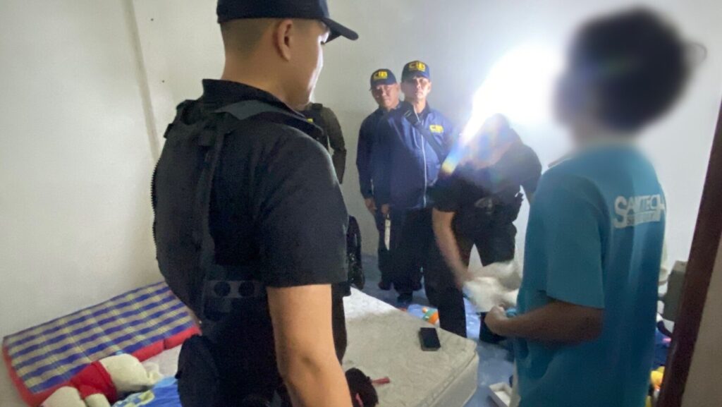 Người bị bắt c&ugrave;ng TokyoGurl l&agrave; ai?- Ảnh 4.