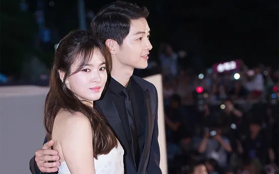 Nổ tung MXH: Song Hye Kyo trượt tay đăng ảnh m&aacute; kề m&aacute; với 1 người hậu ly h&ocirc;n Song Joong Ki- Ảnh 3.