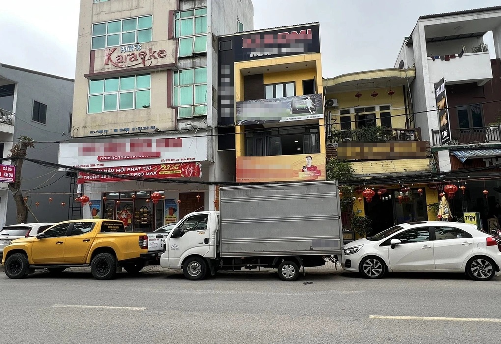 Vụ xe tải đỗ chắn cửa hàng, chủ nhà điều 2 xe ra chặn đầu, chặn đuôi ở Nghệ An: Đã có hồi kết- Ảnh 2.