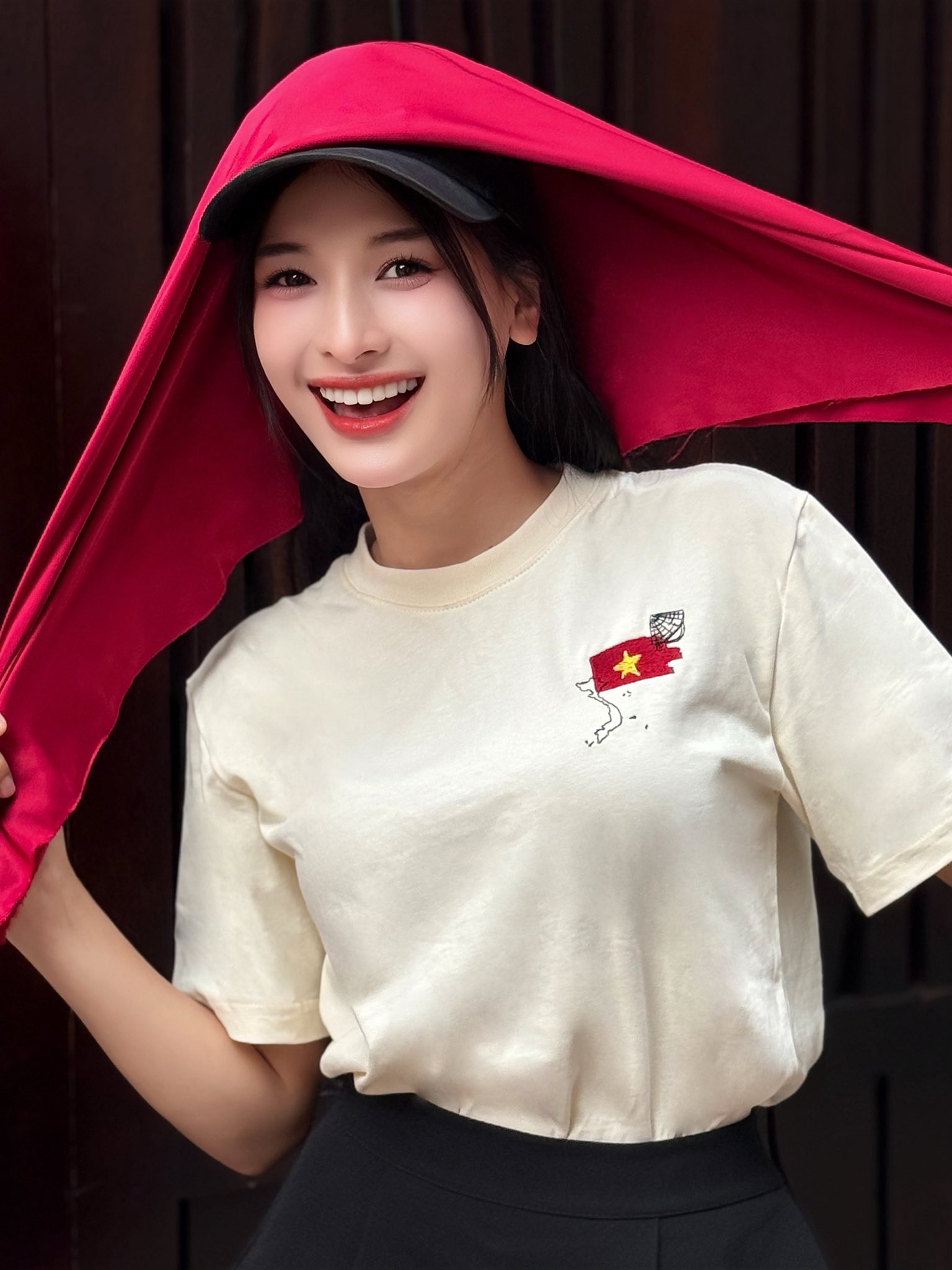 Cả MXH Việt chán ghét 1 mỹ nhân cực xấu tính: Ngoại tình còn giả vờ thanh cao, tham lam ích kỷ không ai bằng- Ảnh 6. Cả MXH Việt chán ghét 1 mỹ nhân cực xấu tính: Ngoại tình còn giả vờ thanh cao, tham lam ích kỷ không ai bằng- Ảnh 6.