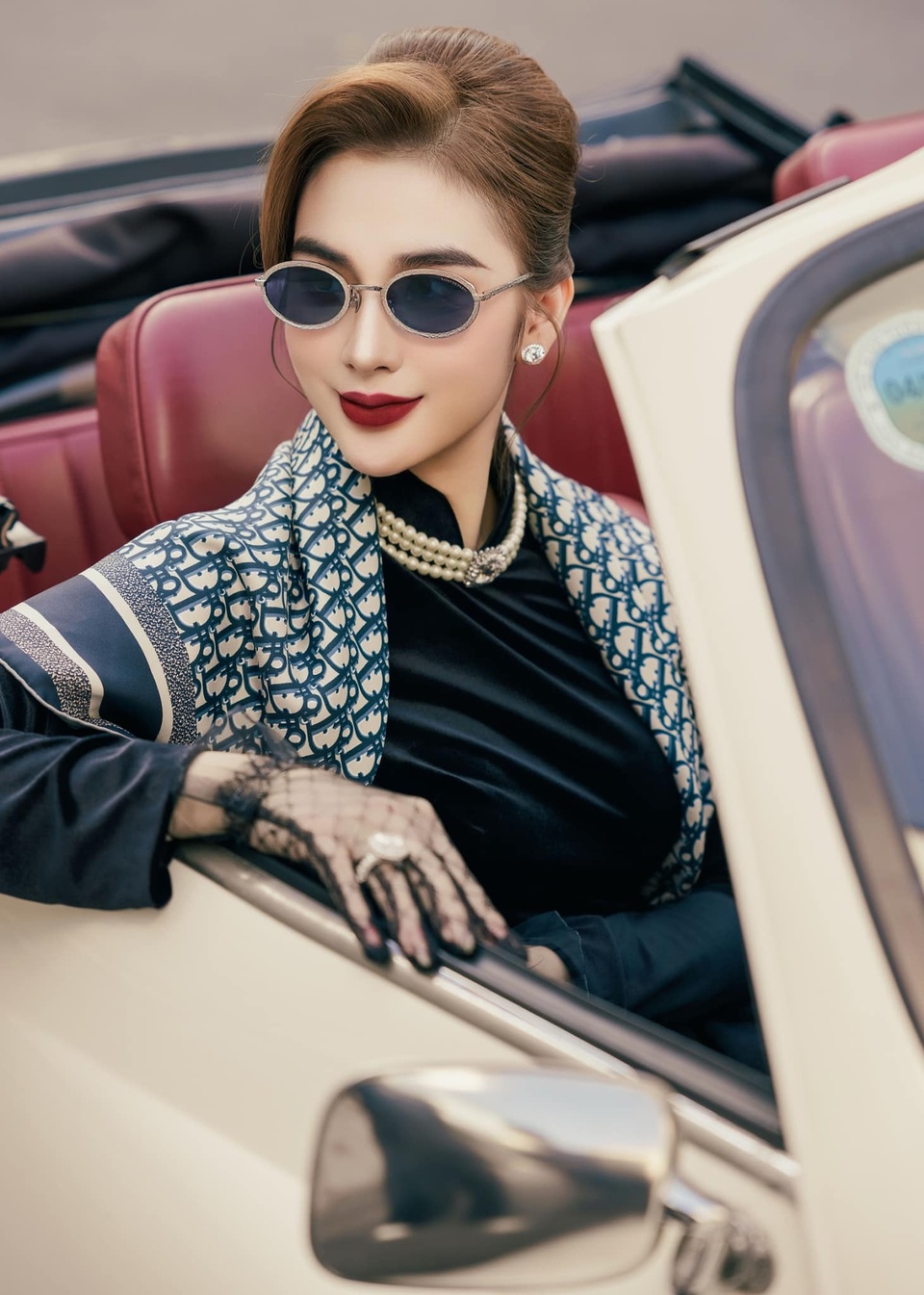 Ngọc Loan c&ocirc;ng khai ảnh b&ecirc;n b&aacute;c sĩ Chi&ecirc;m Quốc Th&aacute;i- Ảnh 6.