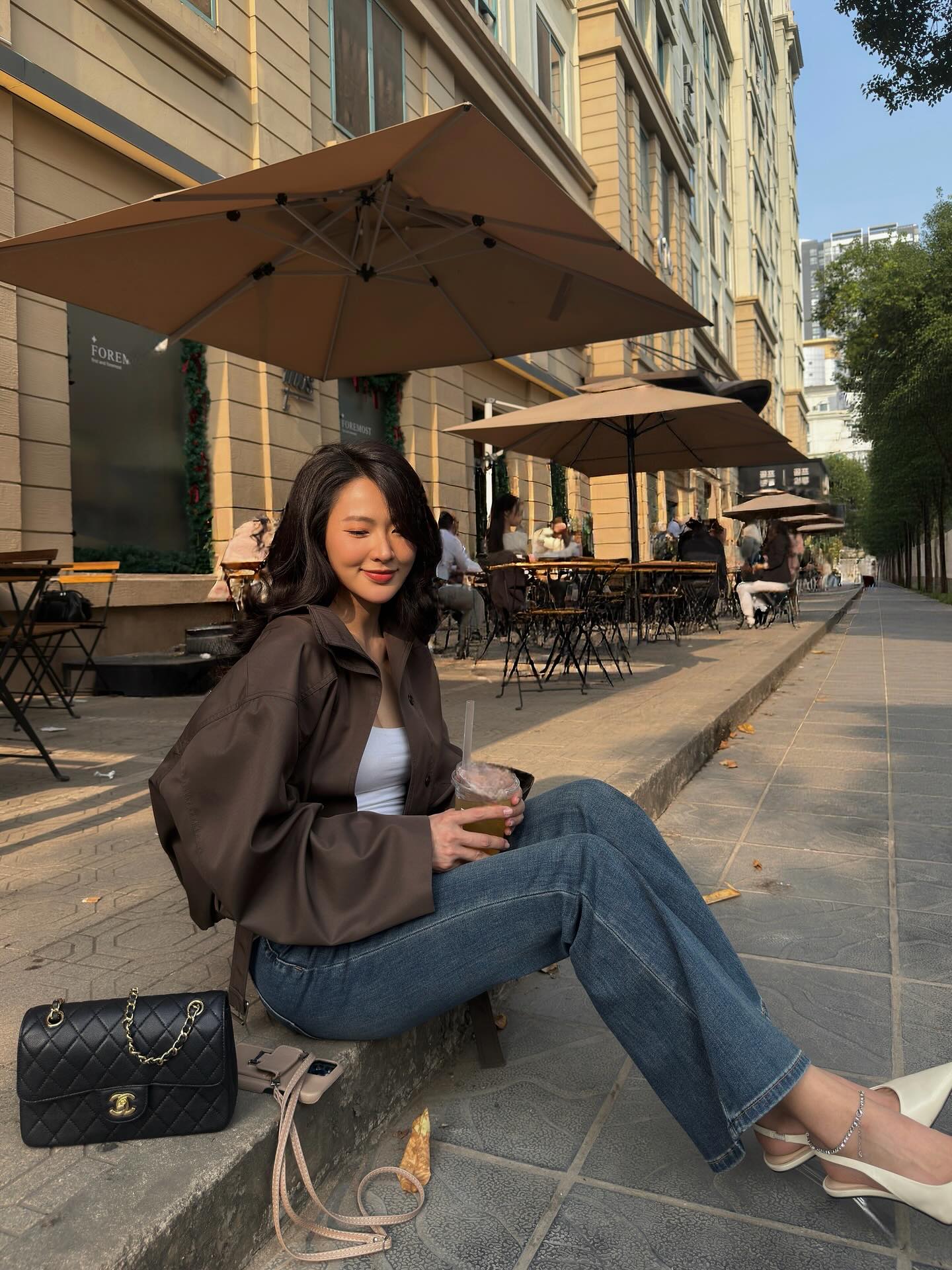 Nữ ch&iacute;nh phim "Kh&ocirc;ng giới hạn" khiến ai cũng phải c&ocirc;ng nhận l&agrave; v&ocirc; c&ugrave;ng xinh đẹp, style ngo&agrave;i đời rất xuất sắc- Ảnh 7.