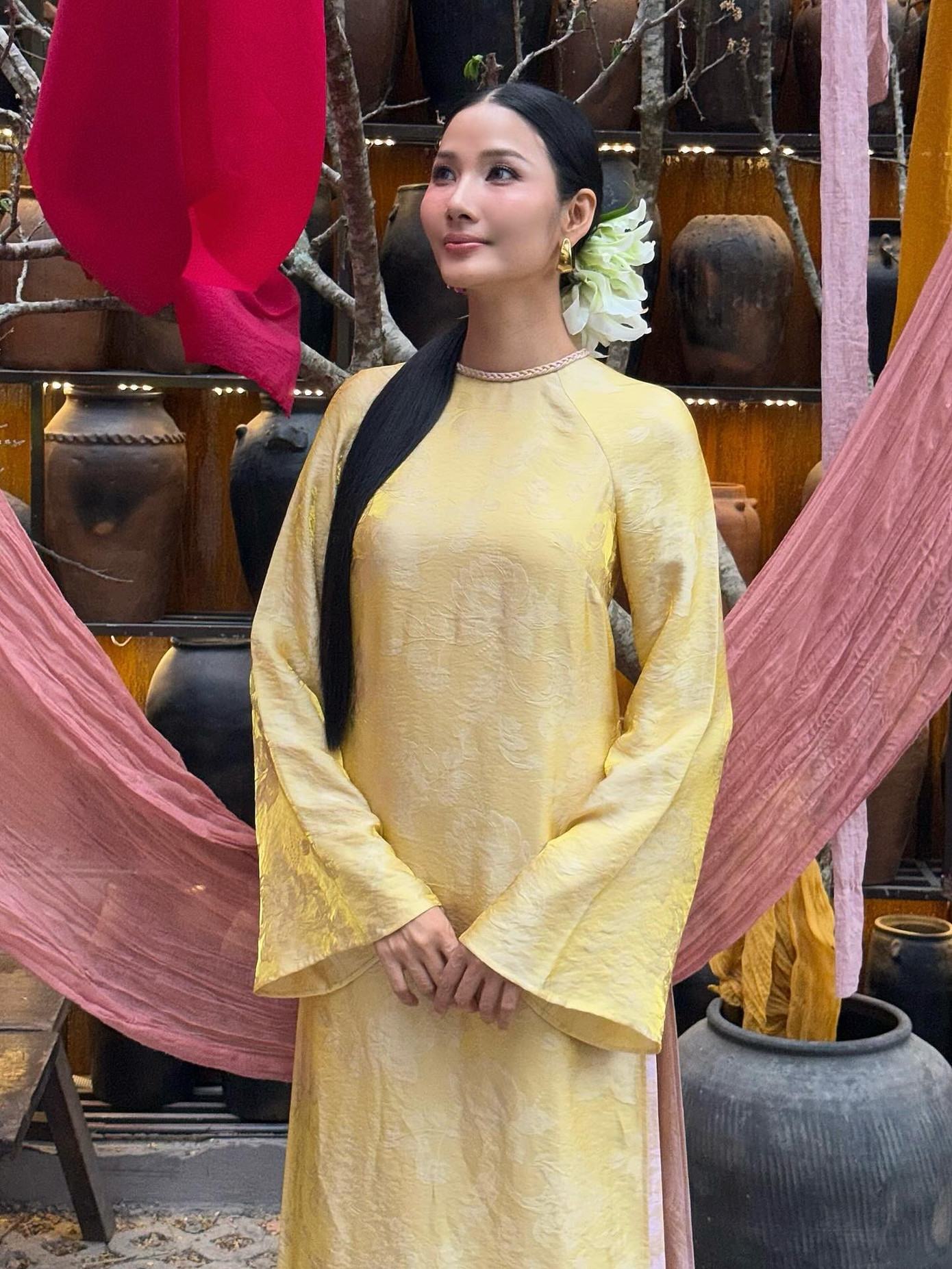 D&agrave;n hoa, &aacute; hậu khoe d&aacute;ng với &aacute;o d&agrave;i Tết- Ảnh 25.