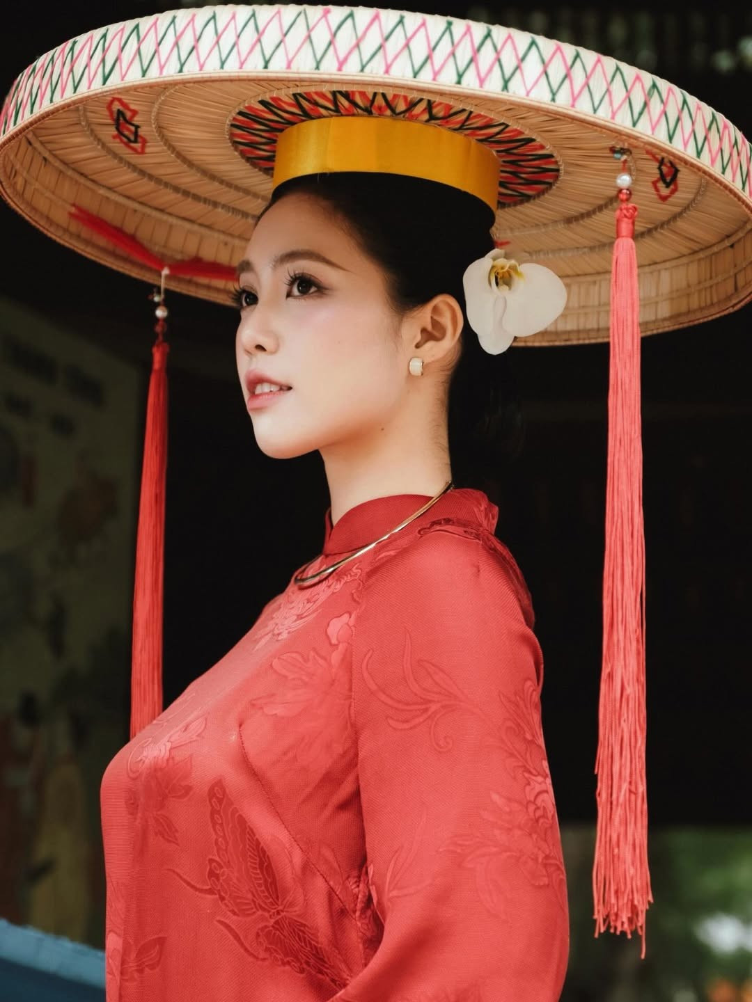 D&agrave;n hoa, &aacute; hậu khoe d&aacute;ng với &aacute;o d&agrave;i Tết- Ảnh 11.