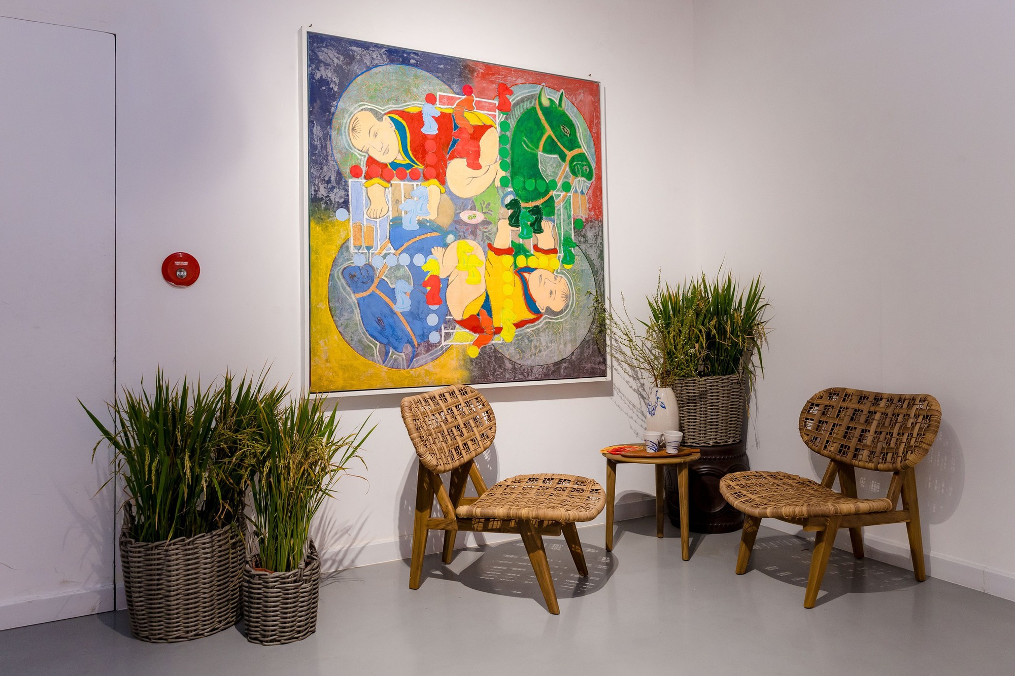 Góc sống ảo "điên đảo" nhất Tết này: Rộng gấp 10 lần quán cà phê thường, vào cửa 0 đồng mà còn được xin chữ ông đồ- Ảnh 2. Góc sống ảo "điên đảo" nhất Tết này: Rộng gấp 10 lần quán cà phê thường, vào cửa 0 đồng mà còn được xin chữ ông đồ- Ảnh 2.