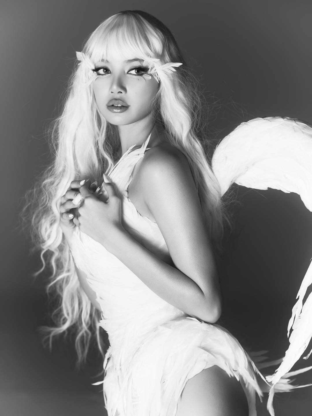 "C&uacute; nổ Valentine 2026" chỉ c&oacute; thể l&agrave; nữ thần t&igrave;nh y&ecirc;u Lisa- Ảnh 2.