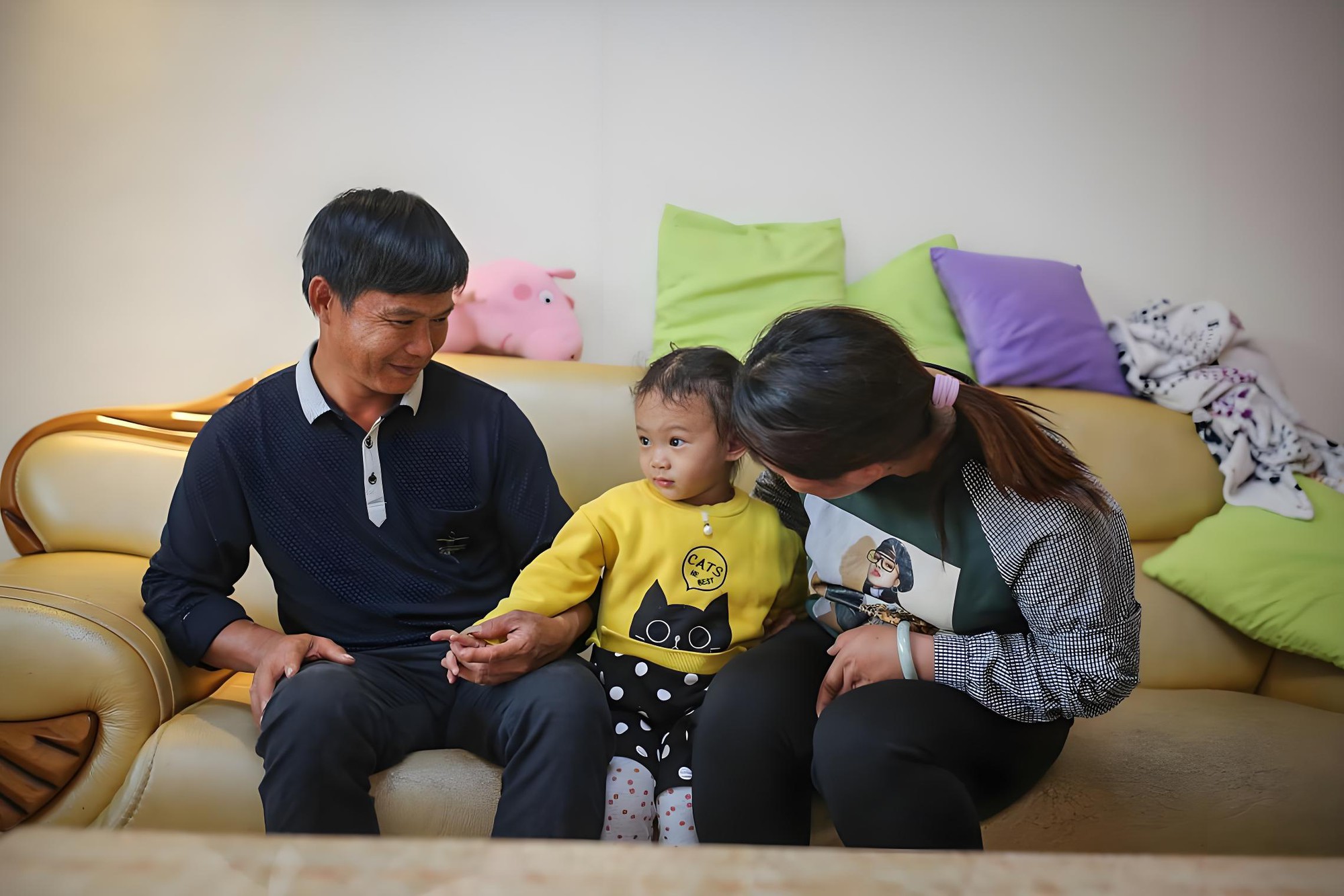 Một kiểu THI&Ecirc;N VỊ mới lan rộng trong nhiều gia đ&igrave;nh: C&ograve;n đau hơn cả trọng nam khinh nữ nhưng nhiều cha mẹ kh&ocirc;ng chịu thừa nhận- Ảnh 2.