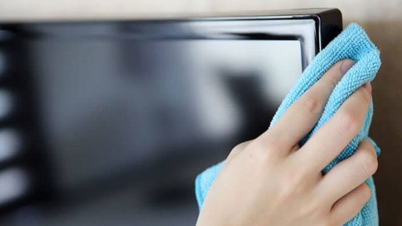 90% người Việt chưa biết c&aacute;ch vệ sinh đồ c&ocirc;ng nghệ đ&oacute;n Tết sao cho chuẩn- Ảnh 2.