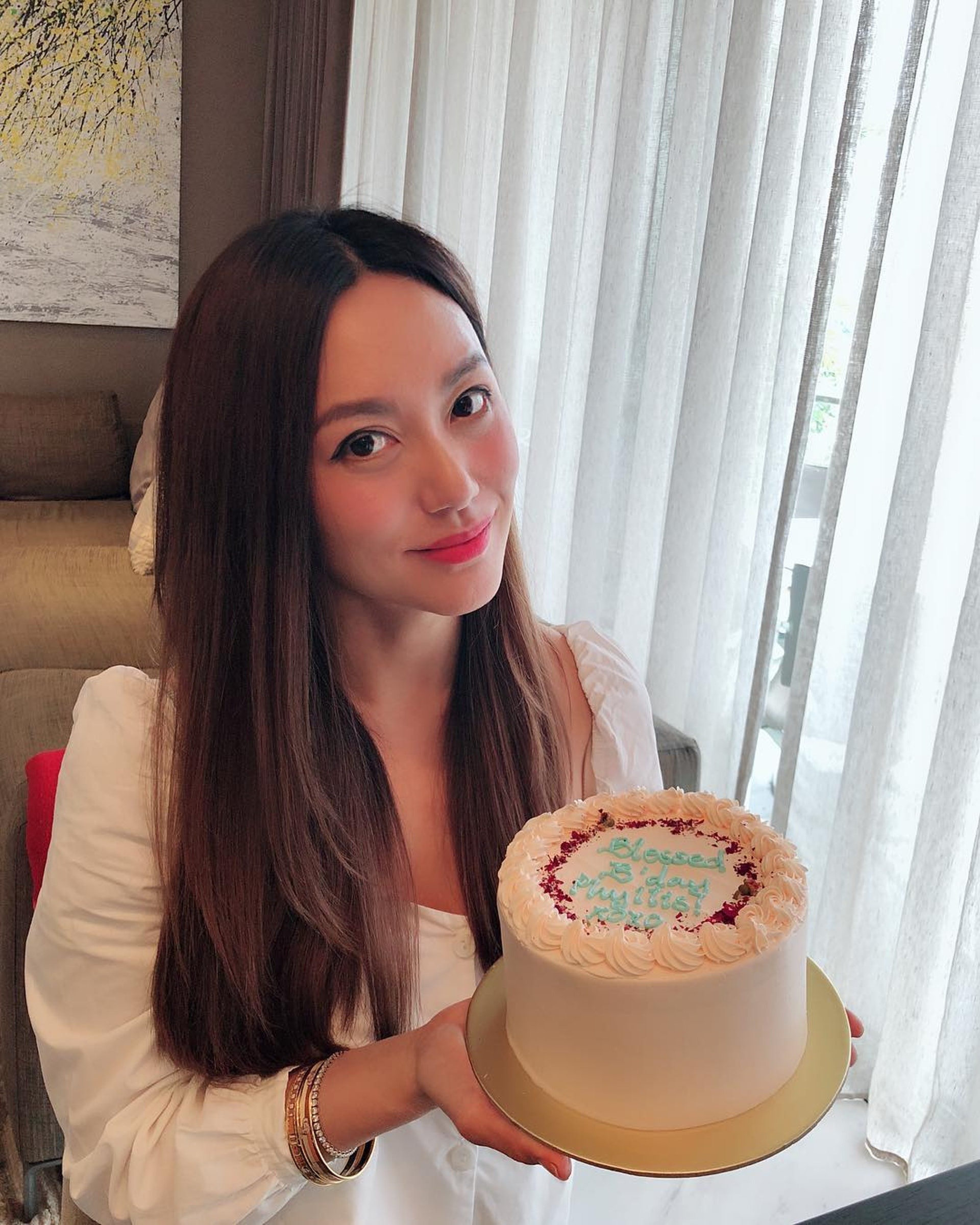 Ngọc nữ showbiz lấy chồng ngoại quốc hơn 17 tuổi, c&oacute; 2 con ri&ecirc;ng v&agrave; c&aacute;i kết bất ngờ khi l&agrave;m mẹ kế h&agrave;o m&ocirc;n- Ảnh 10.