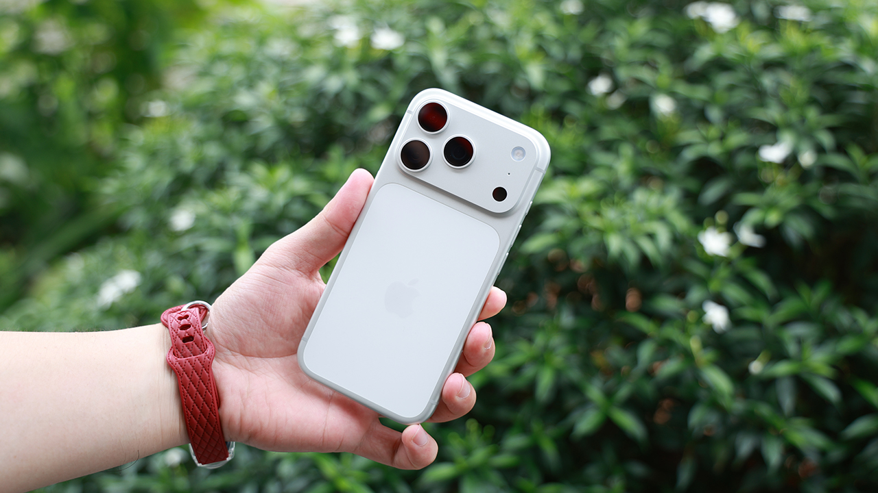 Nhiều mẫu iPhone 17 đang giảm giá mạnh sát Tết- Ảnh 2. Nhiều mẫu iPhone 17 đang giảm giá mạnh sát Tết- Ảnh 2.