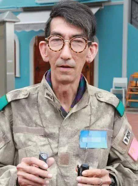 T&agrave;i tử xấu nhất TVB: Bị lừa đ&oacute;ng cảnh n&oacute;ng, ngh&egrave;o đến mức kh&ocirc;ng l&agrave;m nổi đ&aacute;m tang mẹ- Ảnh 6.