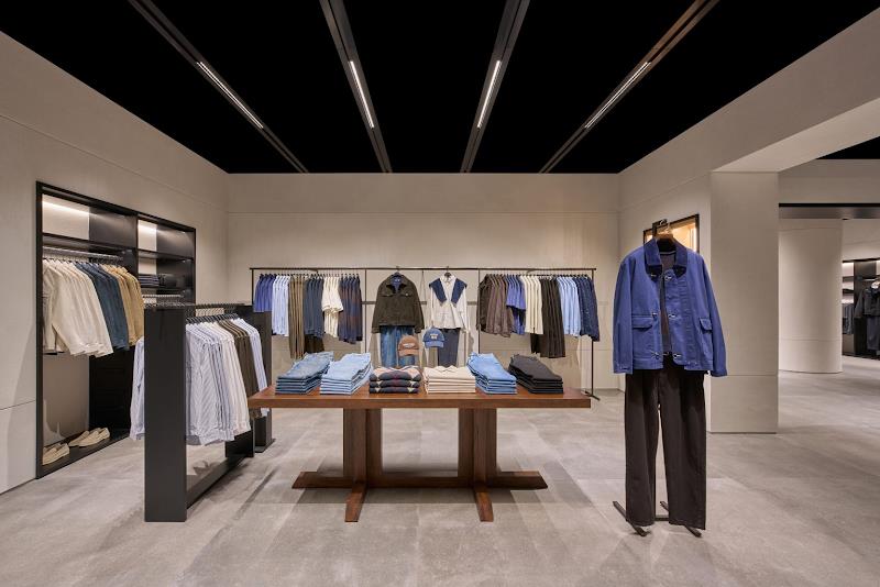 Kh&aacute;m ph&aacute; kh&ocirc;ng gian concept store mới của Zara tại Hanoi Centre- Ảnh 3.