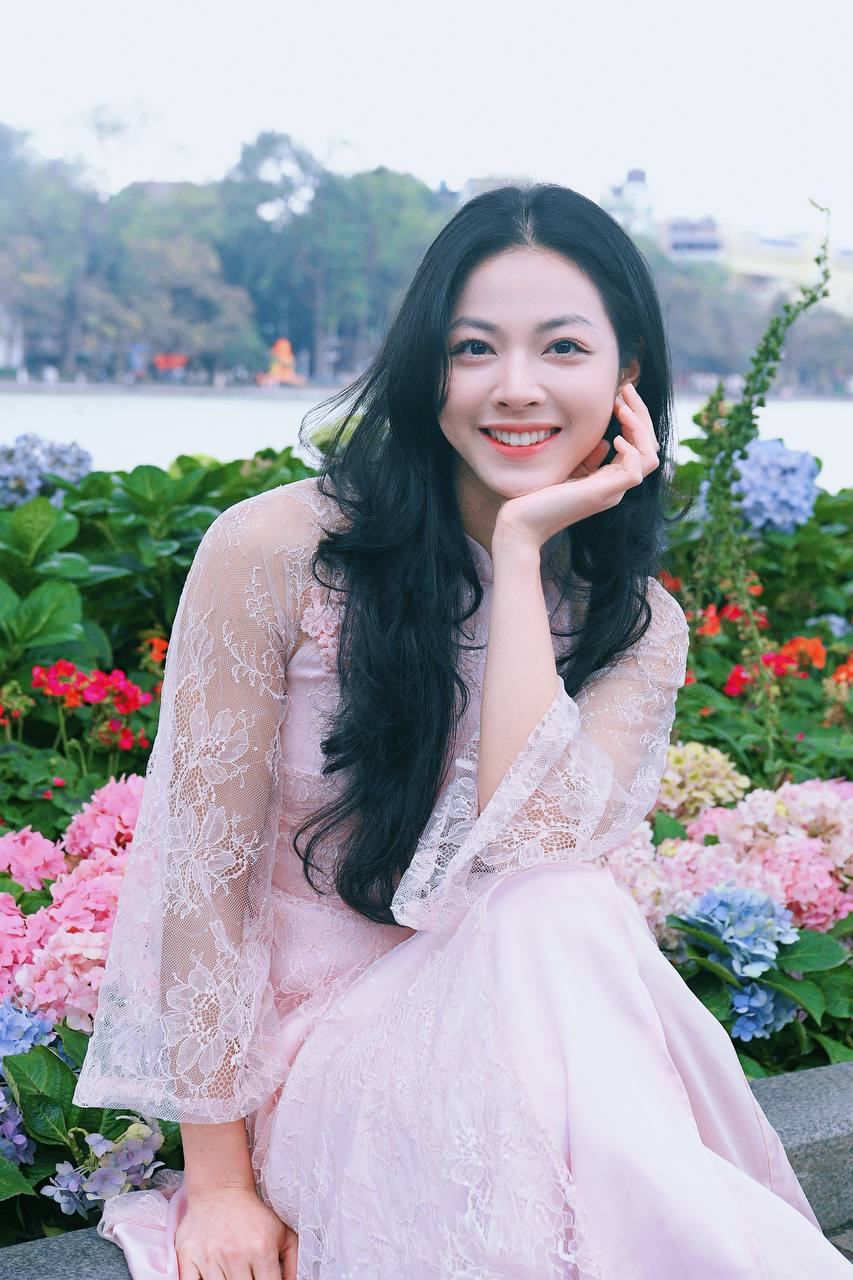 Ng&agrave;y Tết gặp Kim Anh - &ldquo;Nữ thần biết bay&rdquo; 19 tuổi g&acirc;y sốt Đ&ocirc;ng Nam &Aacute;, visual 