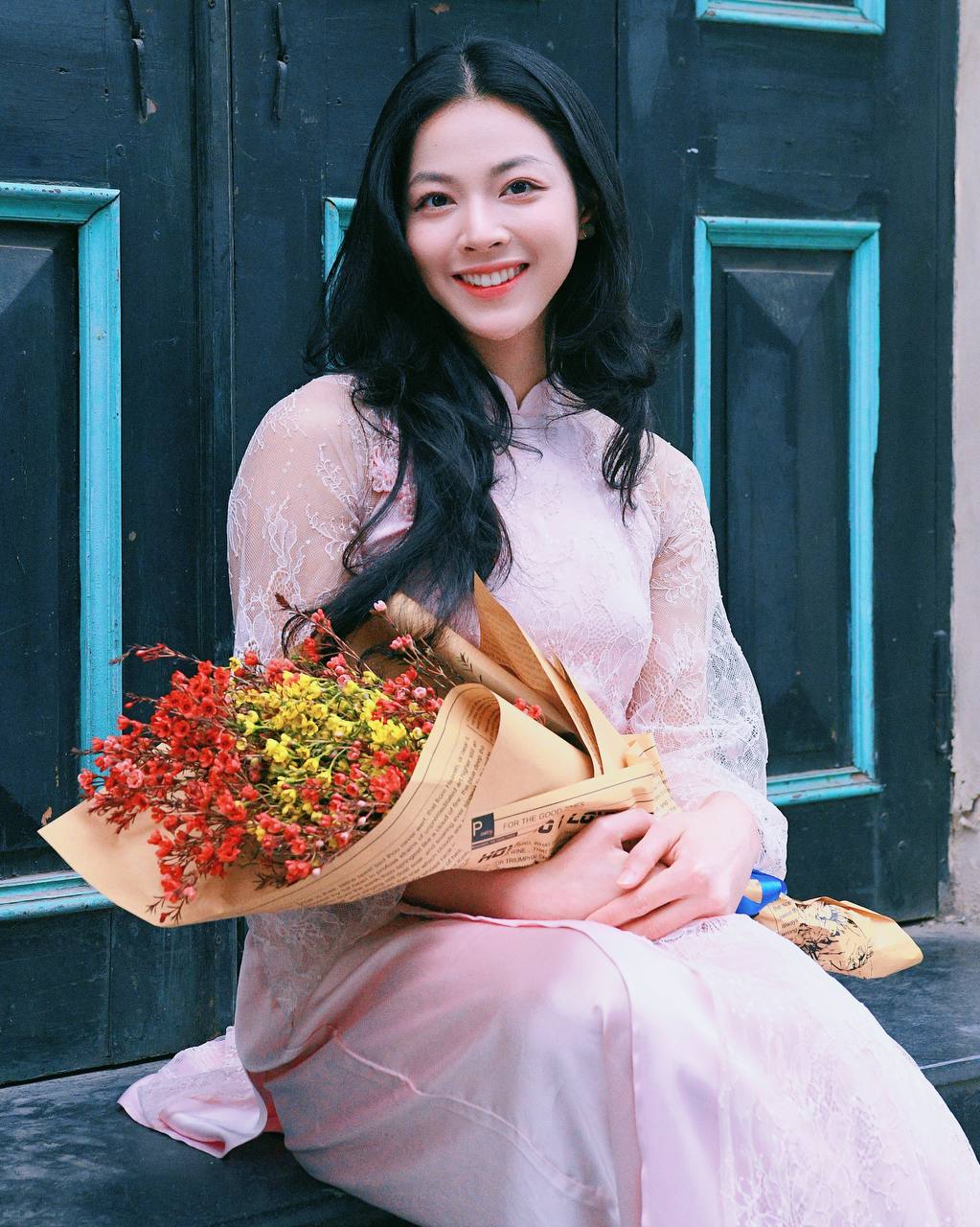 Ng&agrave;y Tết gặp Kim Anh - &ldquo;Nữ thần biết bay&rdquo; 19 tuổi g&acirc;y sốt Đ&ocirc;ng Nam &Aacute;, visual 