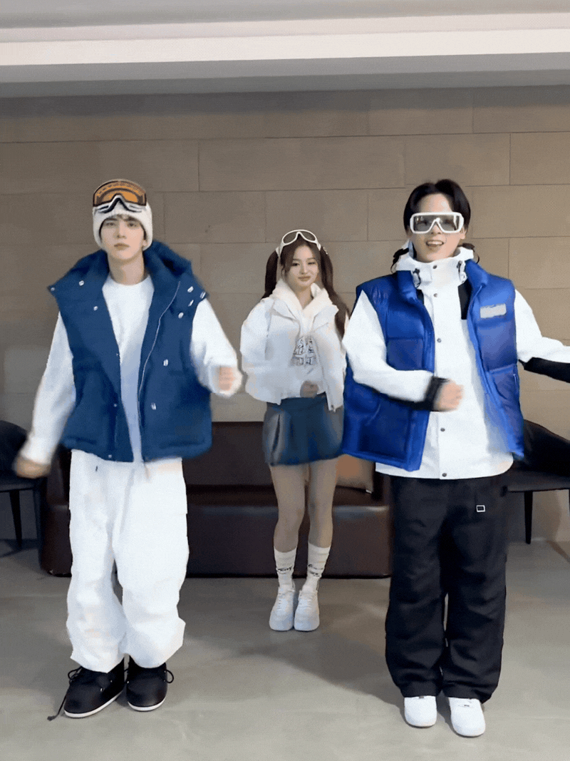 Cả MXH bị “ép” nghe nhạc: Người vui người phiền, loạt hit quốc dân được phen sống dậy- Ảnh 2.