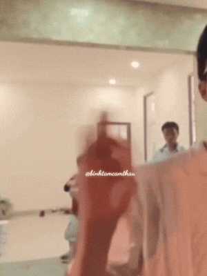 "Team qua đường" bắt gặp Mai T&agrave;i Phến "giữ chuỗi" ăn Tết c&ugrave;ng gia đ&igrave;nh Mỹ T&acirc;m- Ảnh 6.