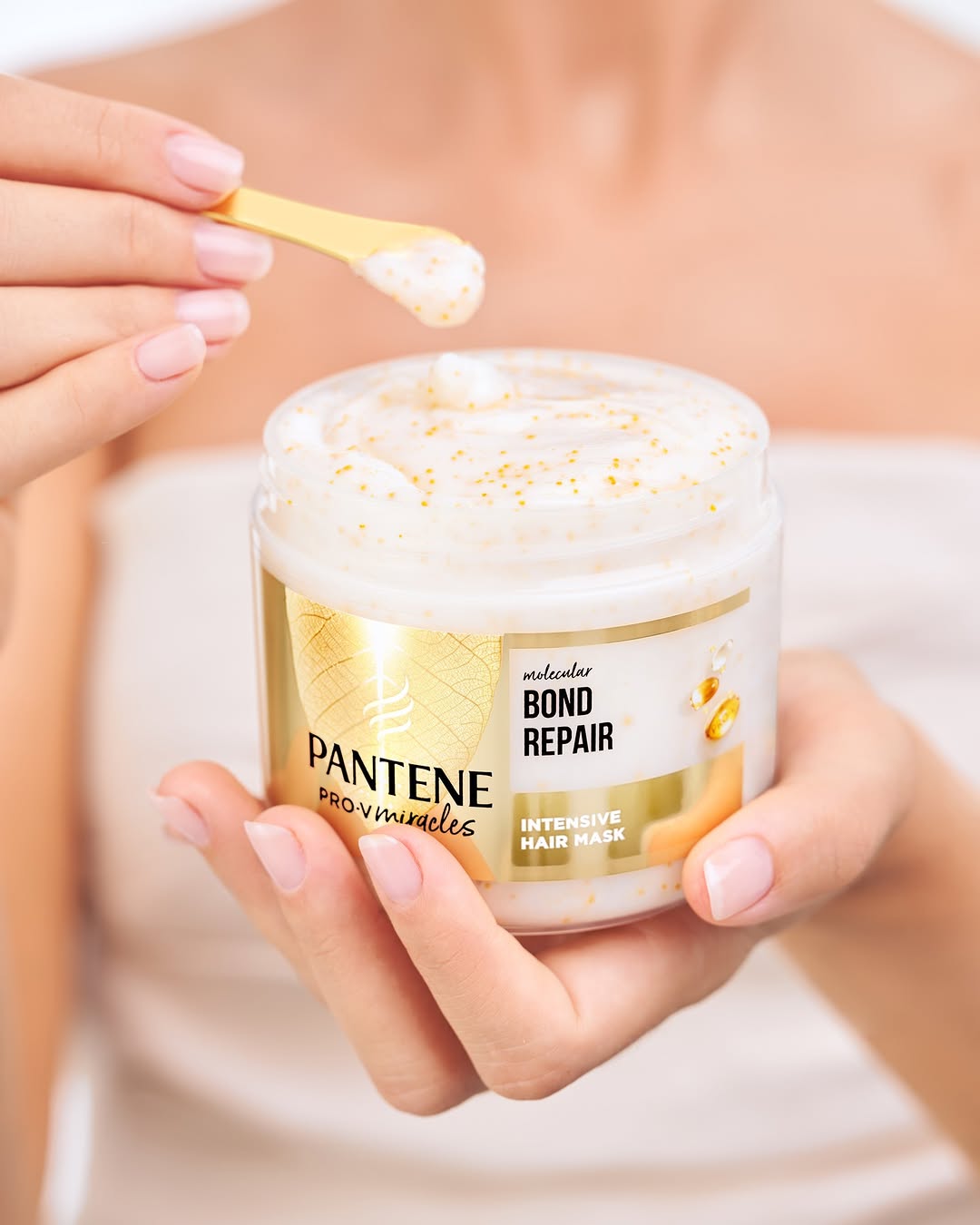 T&oacute;c đẹp suốt Tết: C&aacute;ch chăm s&oacute;c để giữ nếp v&agrave; m&agrave;u t&oacute;c l&acirc;u phai- Ảnh 5.