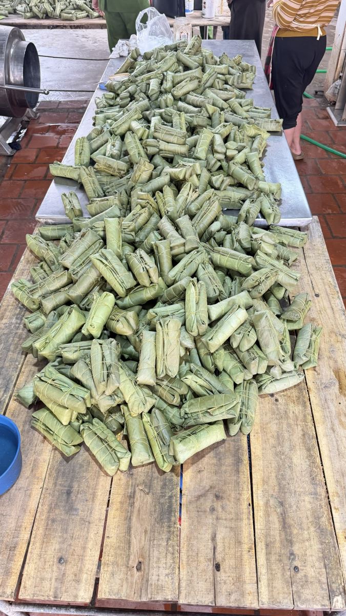 750 c&acirc;y gi&ograve;, 720 t&uacute;i x&uacute;c x&iacute;ch chứa chất cấm: Khởi tố mẹ con chủ cơ sở tại chợ đầu mối Đ&ocirc;ng Tảo- Ảnh 4.