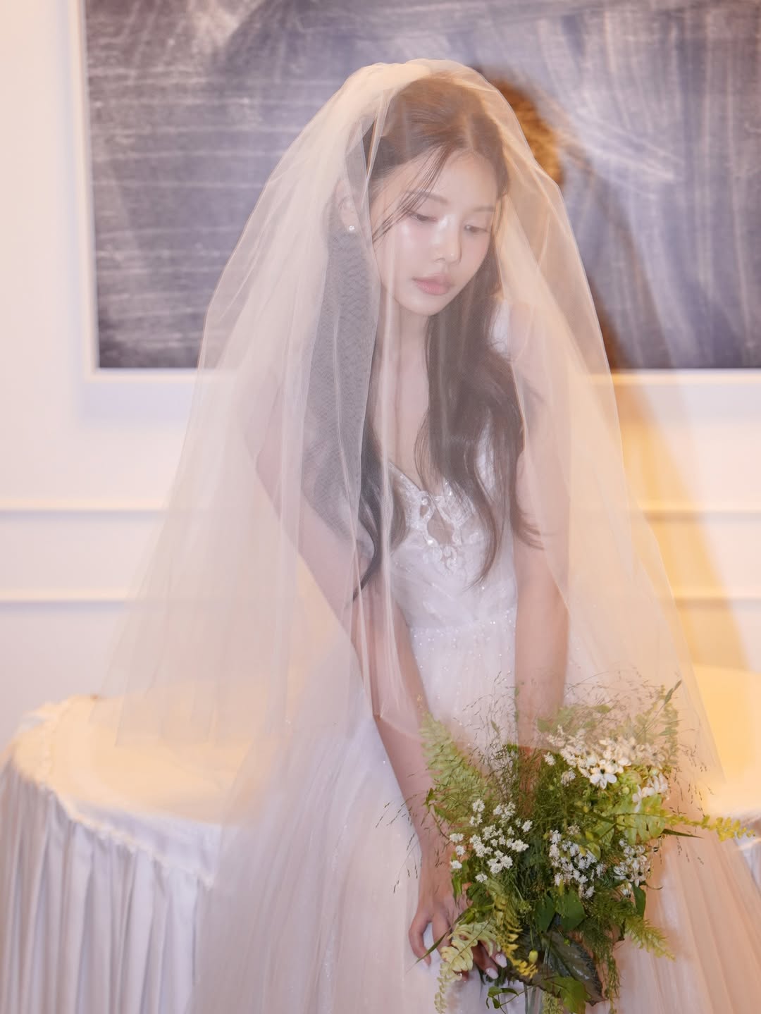 Tin vui ng&agrave;y 28 Tết: Cặp ca sĩ - quản l&yacute; qu&aacute;n cafe bất ngờ tung ảnh cưới, h&eacute; lộ lu&ocirc;n ng&agrave;y l&ecirc;n xe hoa- Ảnh 3.