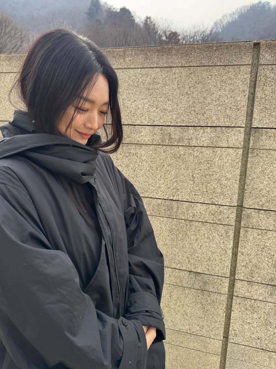 C&aacute;ch Kim Woo Bin đối xử với c&ocirc; d&acirc;u mới Shin Min Ah- Ảnh 1.