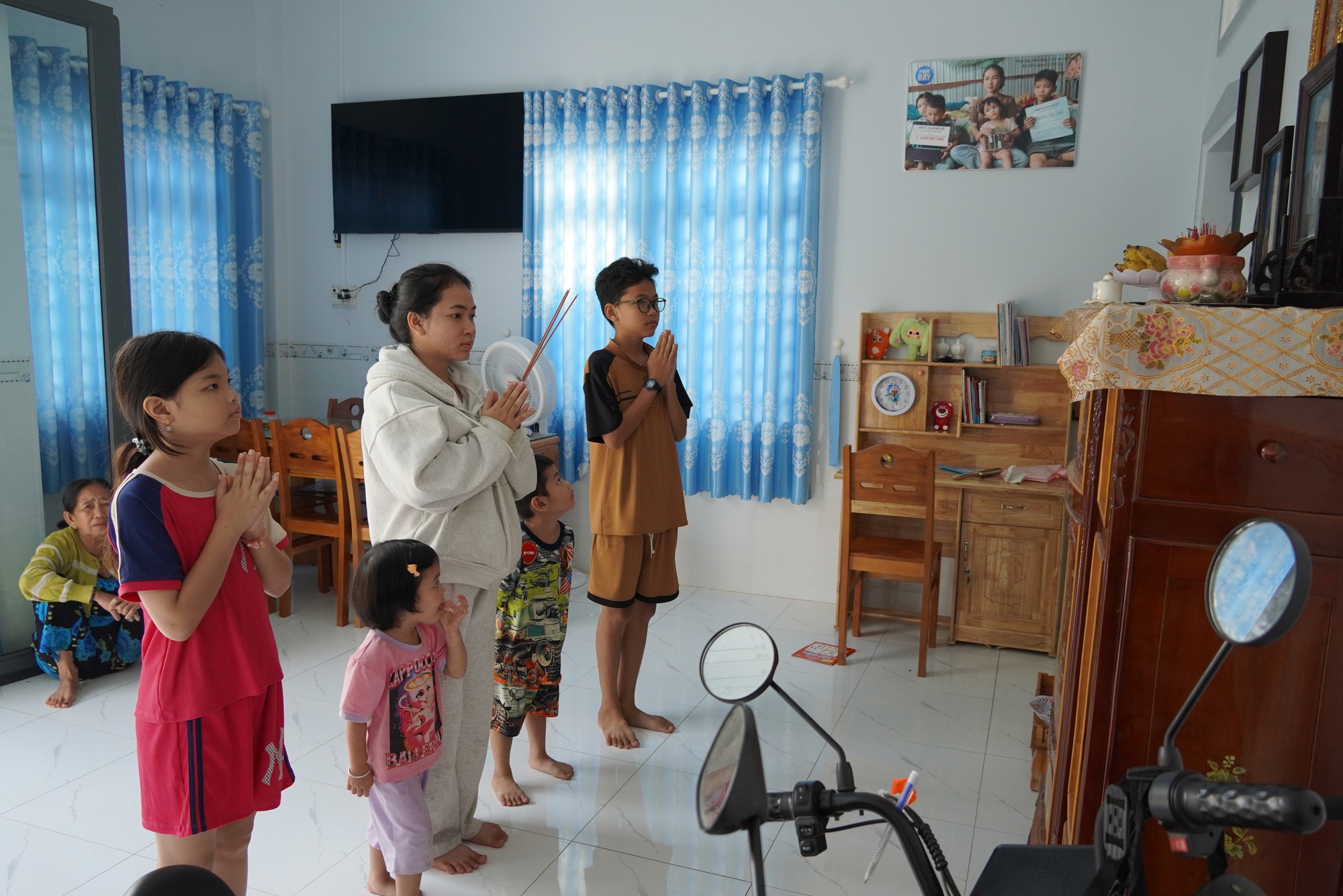 Tết ấm của 5 chị em mồ c&ocirc;i ở Đồng Th&aacute;p- Ảnh 11.