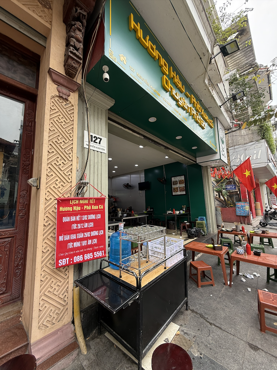 Nh&igrave;n người ta nghỉ Tết m&agrave; sốt ruột thay: Loạt qu&aacute;n nổi tiếng H&agrave; Nội đ&oacute;ng cửa d&agrave;i chưa từng thấy, c&oacute; nơi tận nửa th&aacute;ng- Ảnh 5.