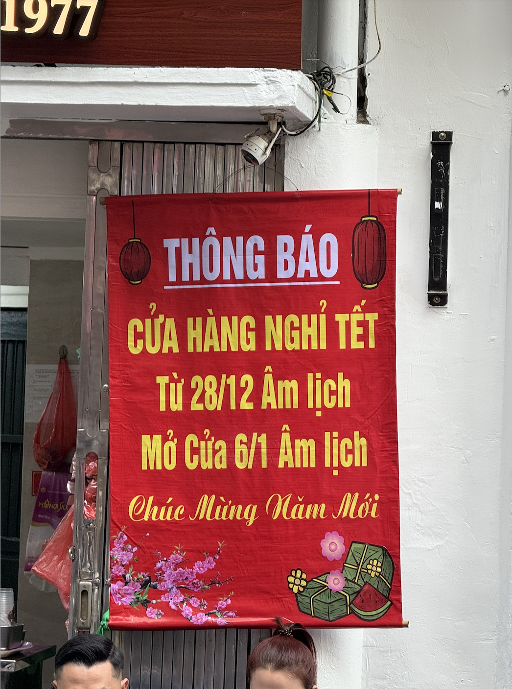 Nh&igrave;n người ta nghỉ Tết m&agrave; sốt ruột thay: Loạt qu&aacute;n nổi tiếng H&agrave; Nội đ&oacute;ng cửa d&agrave;i chưa từng thấy, c&oacute; nơi tận nửa th&aacute;ng- Ảnh 13.