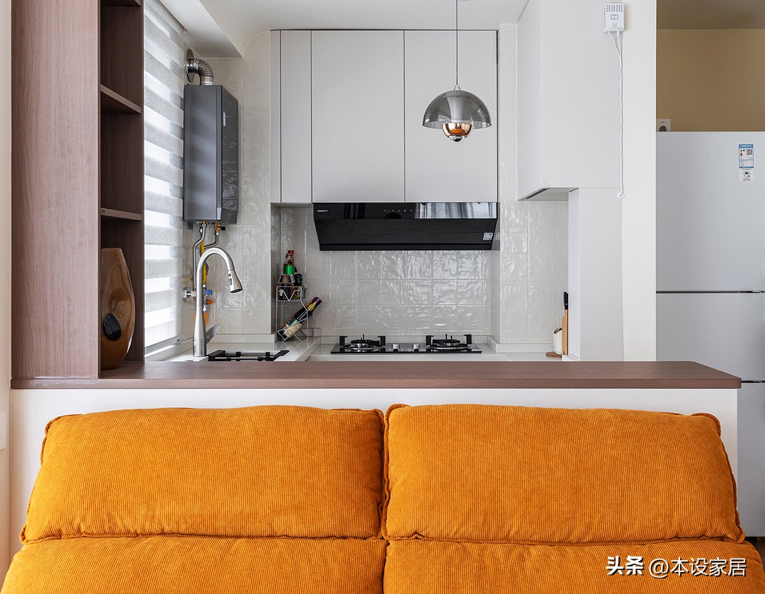 Căn hộ 40m&sup2; mẹ tặng con g&aacute;i g&acirc;y ch&uacute; &yacute;: Thiết kế mở, v&aacute;ch k&iacute;nh th&ocirc;ng minh v&agrave; b&agrave;i to&aacute;n t&agrave;i ch&iacute;nh cực hiệu quả- Ảnh 8.