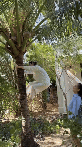 Gi&aacute;p Tết, vợ Quang Hải l&agrave;m c&aacute;i g&igrave; thế n&agrave;y!- Ảnh 1.