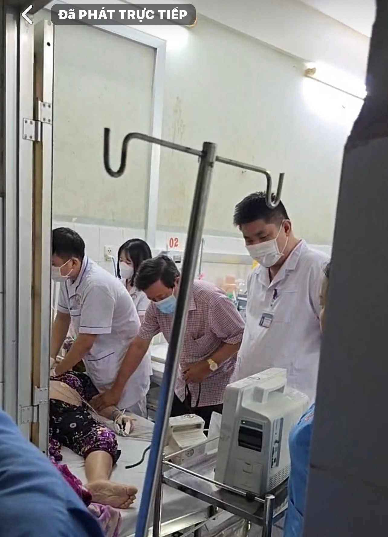 Hội đồng chuy&ecirc;n m&ocirc;n kết luận vụ cụ b&agrave; 84 tuổi ở C&agrave; Mau tử vong sau 1 ng&agrave;y nhập viện- Ảnh 2.