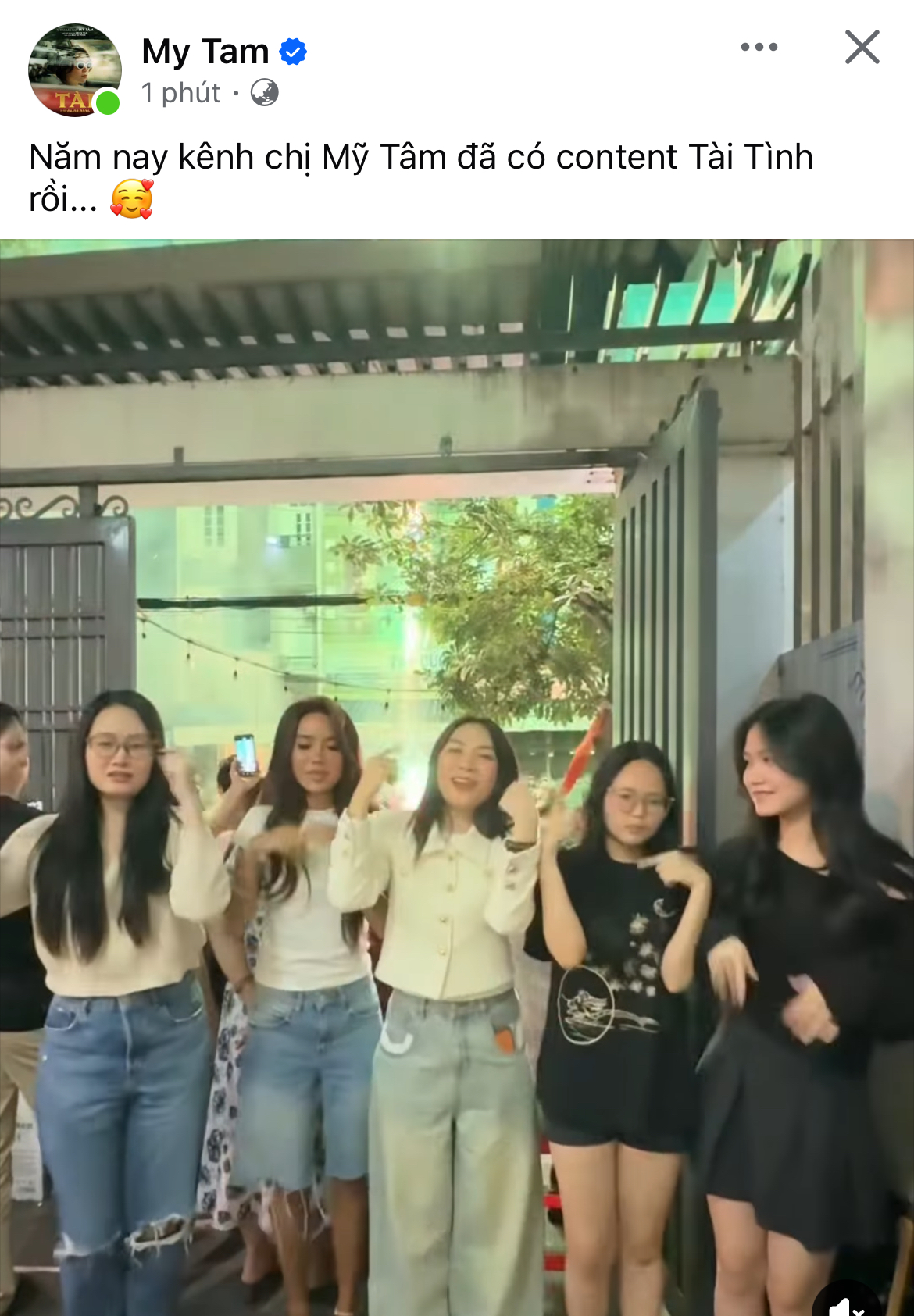 "Team qua đường" bắt gặp Mai T&agrave;i Phến "giữ chuỗi" ăn Tết c&ugrave;ng gia đ&igrave;nh Mỹ T&acirc;m- Ảnh 2.